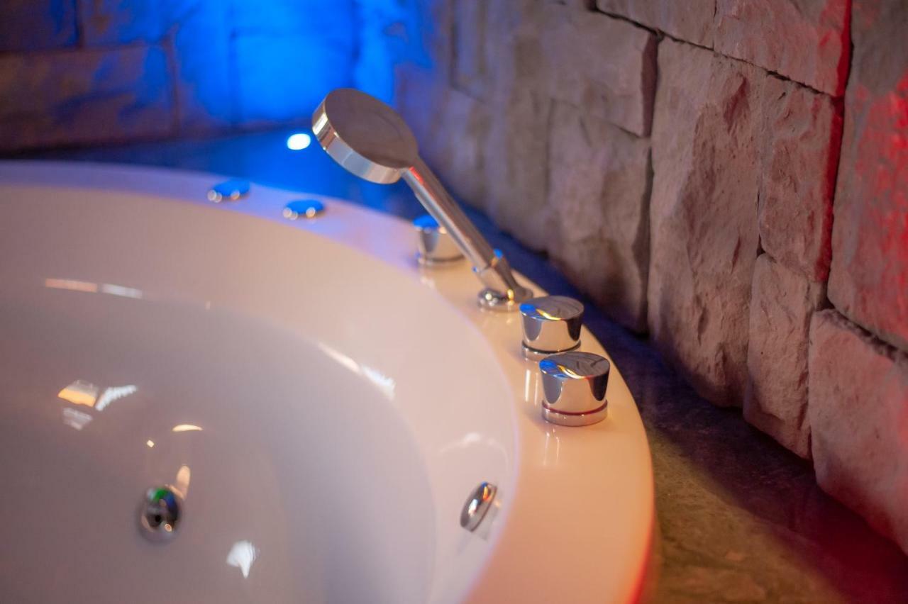 Castle Suites Pattaya Dış mekan fotoğraf